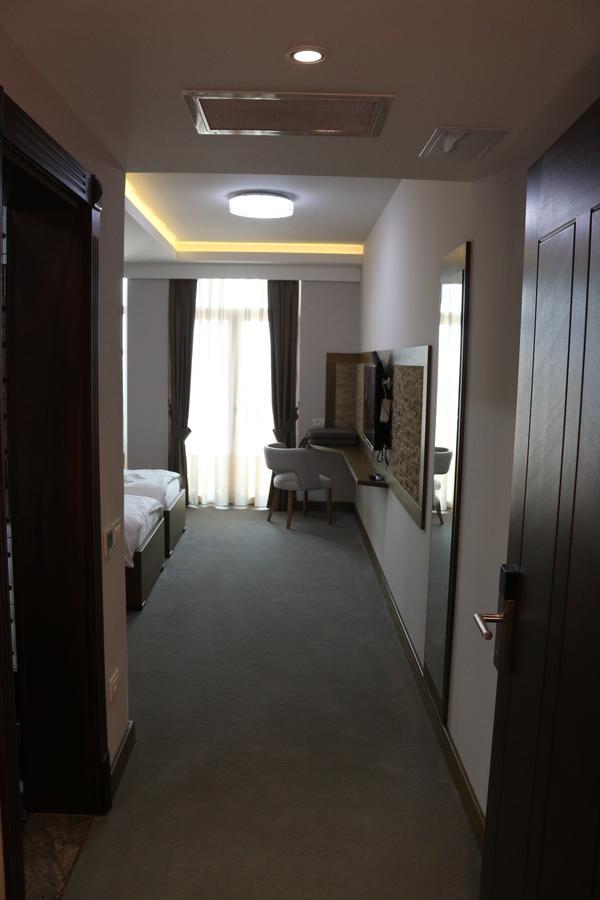 Hotel Admiral Prizren Exteriér fotografie